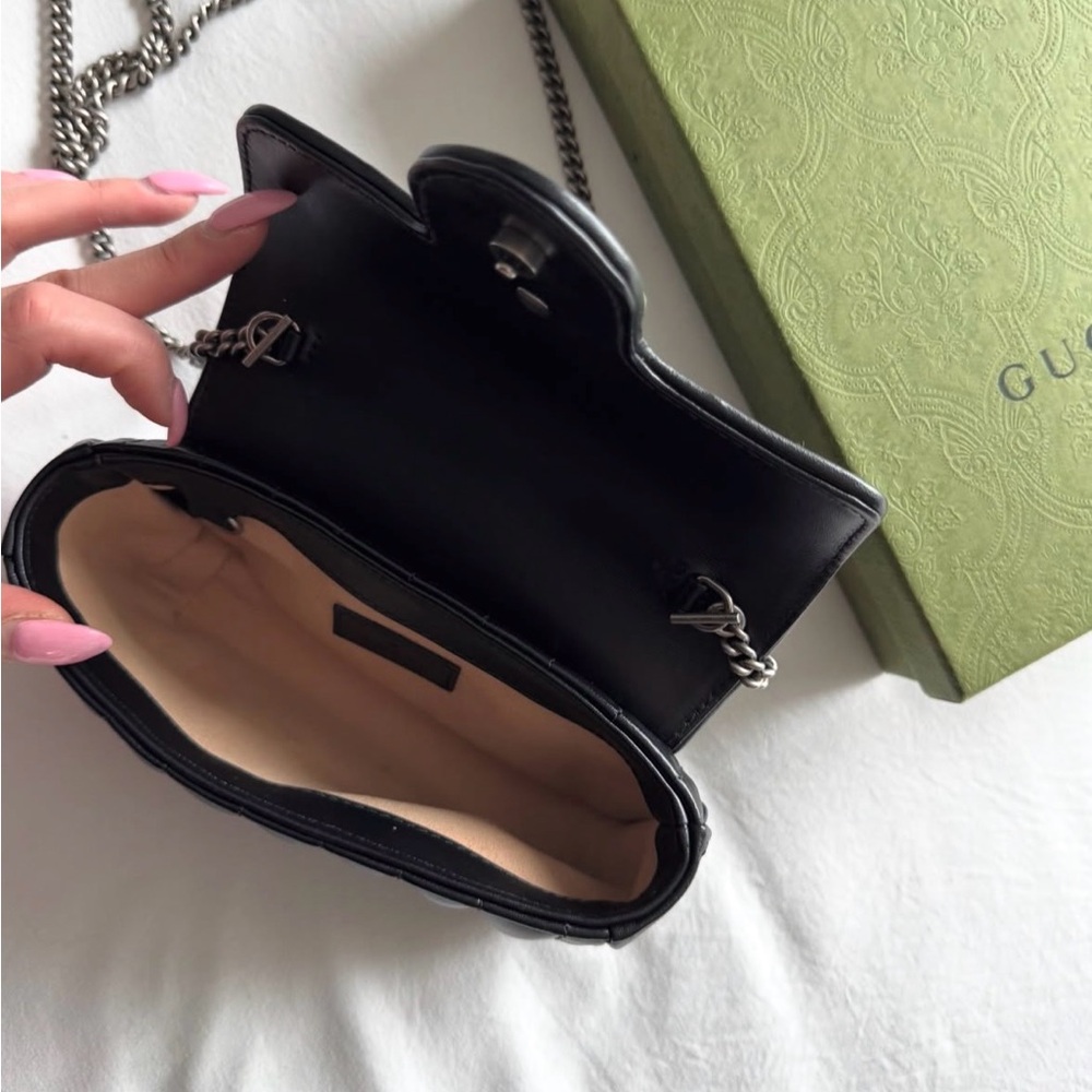Gucci Super Mini GG Marmont Bag / BLACK + SILVER - Picture 10 of 11